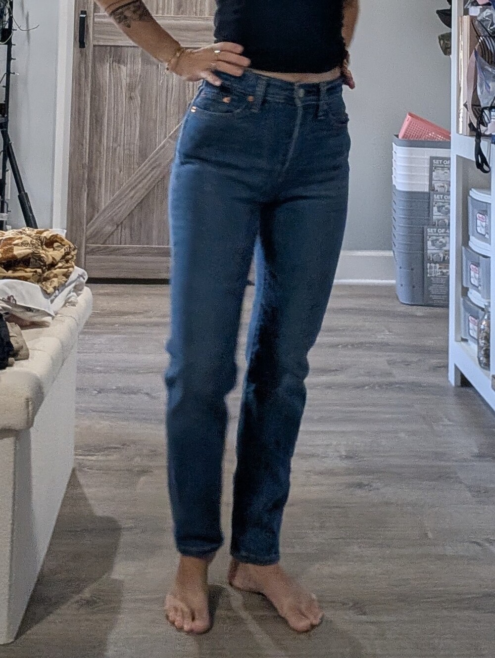 BNWT Levi wedgie straight jeans